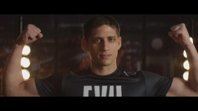 Bükreş Yolu - Evil Geniuses. Photo 5