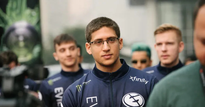 Bükreş Yolu - Evil Geniuses. Photo 6