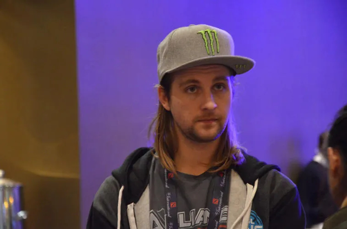 The road to Bucharest — Alliance . Photo 1