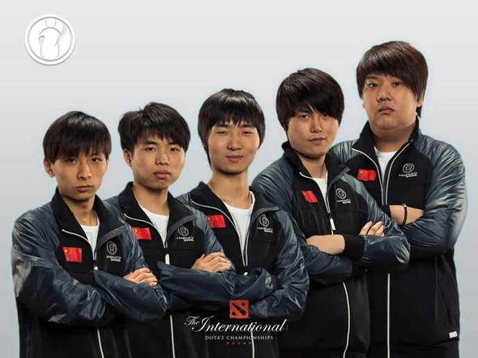 Road to Bucharest — Invictus Gaming . Photo 2