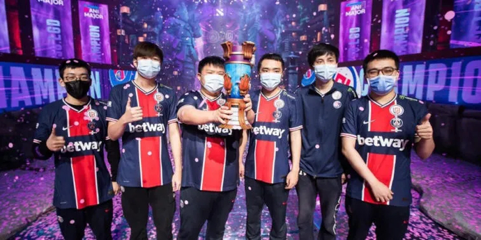 Road to Bucharest — PSG.LGD . Photo 5