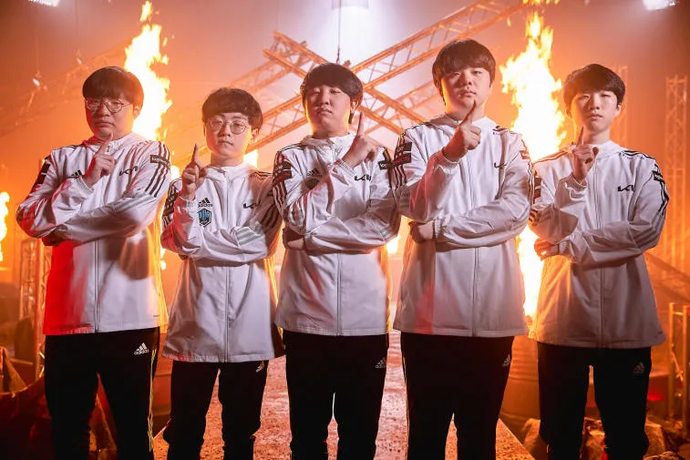 Previsão para o final de Worlds 2021. Photo 1