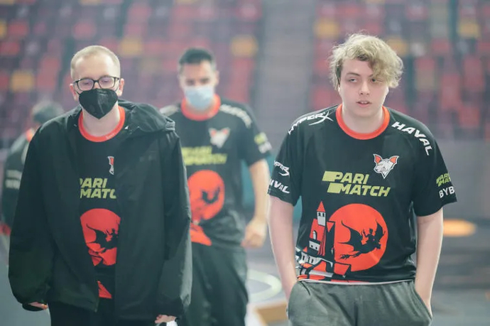 Перестановки в командах-участницах The International 10 - вторая часть! . Фото 1