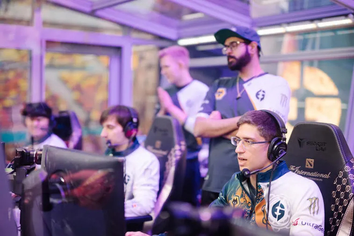 Перестановки в командах-участницах The International 10 - вторая часть! . Фото 6