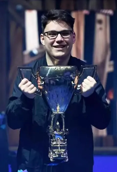 Beste Spieler Fortnite: Top 10 Spieler im Jahr 2022. Photo 1