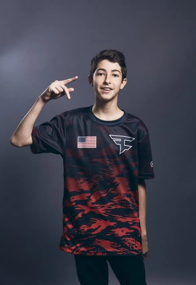 Топ-50 лучших игроков Fortnite по состоянию на 2022 год. Фото 6