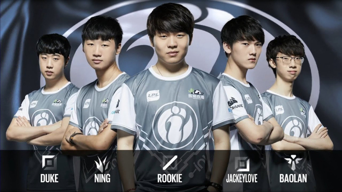 The new owner of iG wants to bring back the legendary 2018 LoL roster