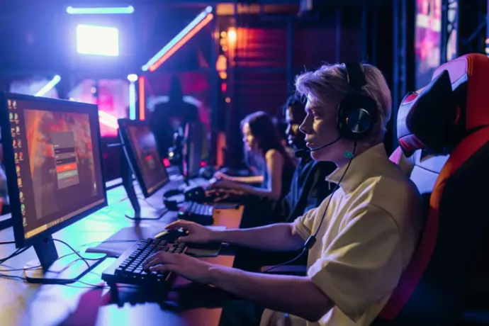 Modern Gaming Skills That Excel in Both Esports and Casino Play: A Cross-Platform Analysis 1