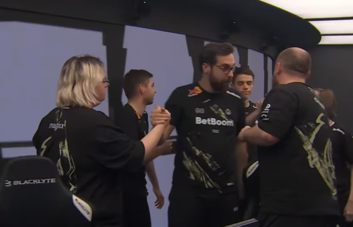 Spirit besiegt NaVi souverän im Viertelfinale 1 der BLAST Open Lissabon 2025