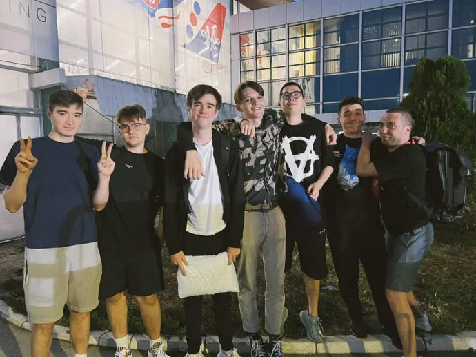 Team Spirit käytti 25 000 euroa Yhdysvaltain viisumeihin. Photo 1