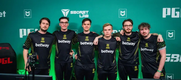 Analyse der Teilnehmer der BLAST Premier Fall Groups 2022: Gruppe A. Foto 4