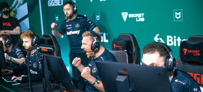 Analyse des participants au BLAST Premier Fall Groups 2022: Groupe C. Photo 3