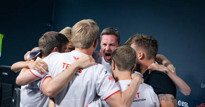 MOUZ, Heroic ja Complexity pääsivät ESL Pro Leaguen kauden 16 pudotuspeleihin ryhmästä C. Kuva 2