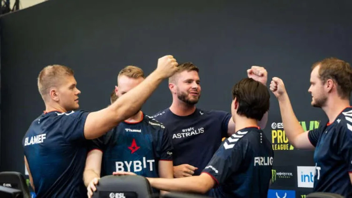 MOUZ, Heroic ja Complexity pääsivät ESL Pro Leaguen kauden 16 pudotuspeleihin ryhmästä C. Kuva 4