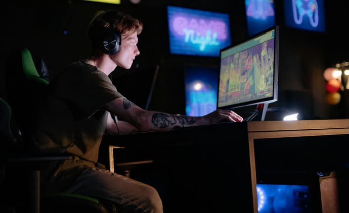 Exploring the Intersection of eSports and Online Casino Gaming