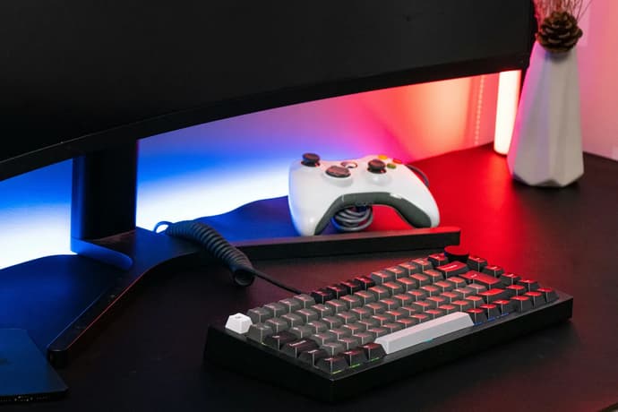 Les Casinos en Ligne Peuvent-Ils Influencer le Game Design? Ce Que les Développeurs d’Esports Devraient Observer