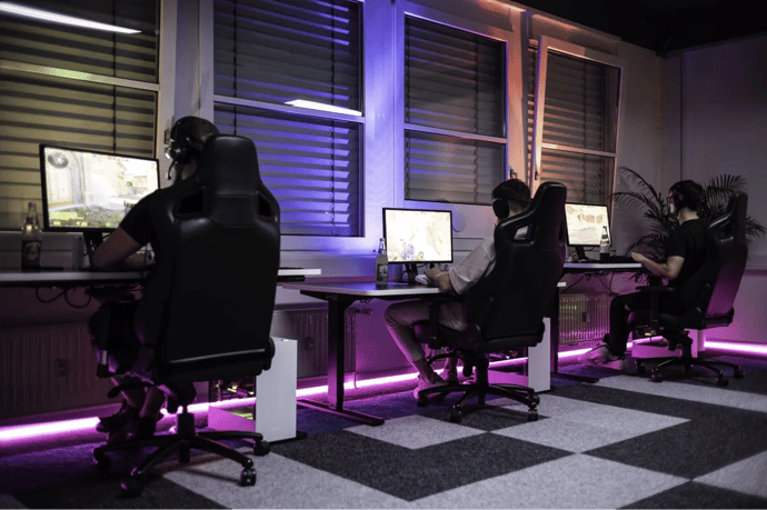 E-sport 2025: co naprawdę się zmienia i gdzie rośnie przewaga