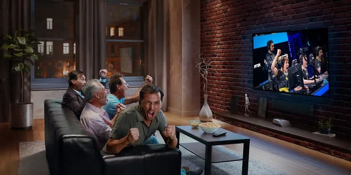 Dünyanın dört bir yanından en iyi espor sporcuları