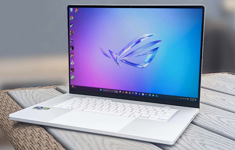 Asus ROG Zephyrus G16 (2025)