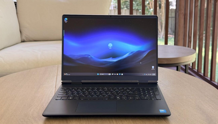 Alienware Aurora X16